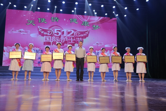 陈丽