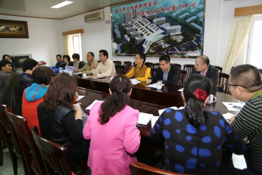我院接受湛江市医疗安全管理与风险防范管理专项检查现场（翁冬宁摄）