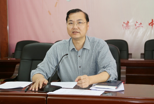 会议由党委副书记张安主持